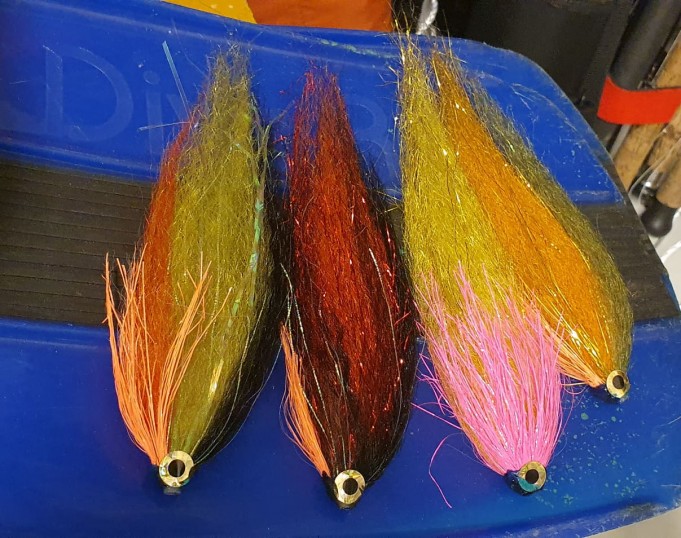 Valmiita Haukibugi putkiperhoja by Selenius! #haukiperhot