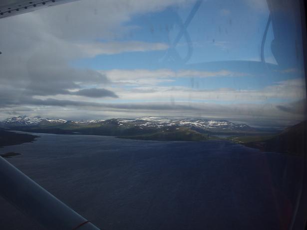 Paljon on lunta tuntureissa.JPG