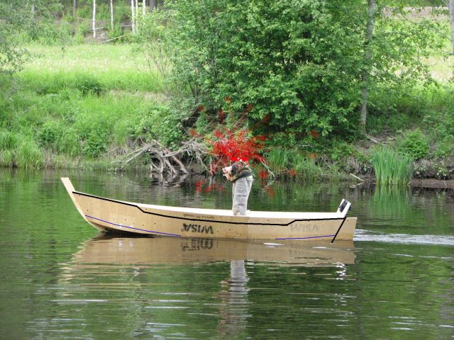 Vene kuinkahan tuon laidan muotoilis...jpg