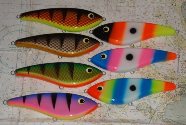 Myynnissä olevat jerkit.