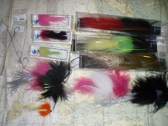 Haukiperhoja heitto ja vetokalastukseen.