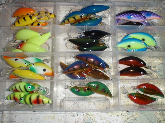 Ystäväni Jounin maalaamat Salmot kokeiluun. Plussana näissä rungoissa kuulat.