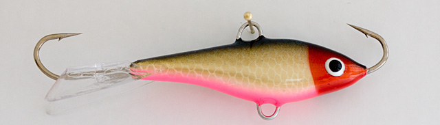 Tähän väriin sain idean Kenraali Pancho &amp; pojat pohjoiskalotilla -ohjelmassa käytetyistä pallasjigeistä.