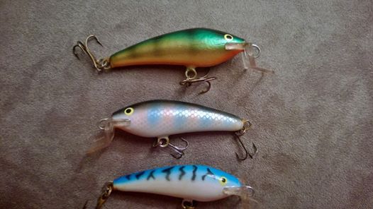 3 vaappua 5,5 cm.jpg