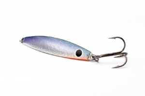 Vekkuli 100 on meritaimenen kalastukseen tarkoitettu viehe, se on 10cm pitkä ja painaa n.20g. Uistin on pitkäheittoinen, kehitetty rannalta ja veneestä tapahtuvaan kalastukseen eli viehe toimii hyvin matalassakin vedessä ja kestää nopeaakin kelausta.<br /><br />Kyseessä on ns "käsialaviehe", jolla tarkoitetaan aktiivista uittoa ja vavan käyttöä uiton aikana. Näin saat uintiin katkoja ja pyrähdyksiä.<br />Uistin on myös osoittanut toimivuutensa vetouistelussa.<br /><br />Vekkuli-lusikka on 100% suomalaista käsityötä ja sitä valmistetaan pieniä sarjoja kerrallaan. Väreissä saattaa olla hiuksen hienoja eroja<br />Joissain väreissä on tuotantoerästä riippuen maalattu silmä<br /><br />Paino: 20g<br />Pituus: 10cm<br />19.90€