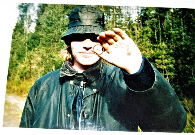 koukku sormessa ---- 10 ----.jpg