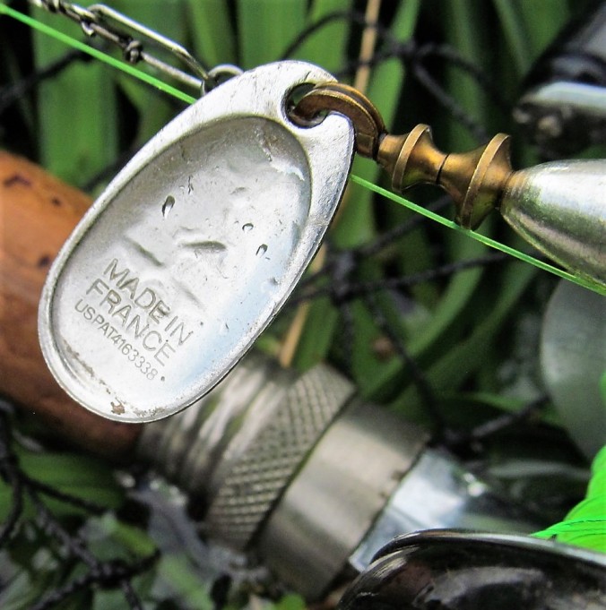 pilkkuja ja viiruja ---- 4004 ----.jpg