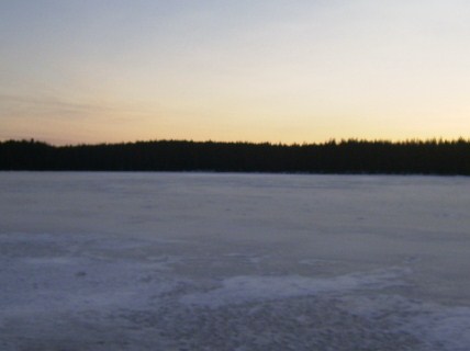 On se vaan nättiä kattella aamulla korkkaamatonta jäätä