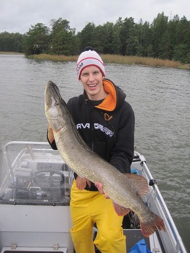 10.29kg & 111cm Buster jerk C036 kmc.jpg